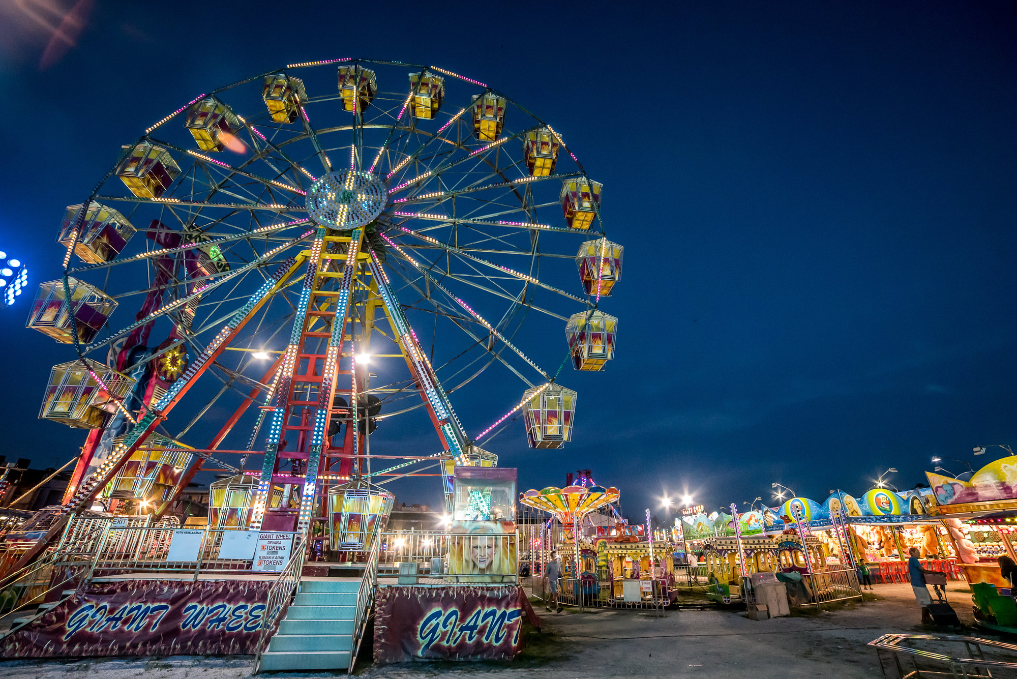 Sambill Park mobile funfair at night